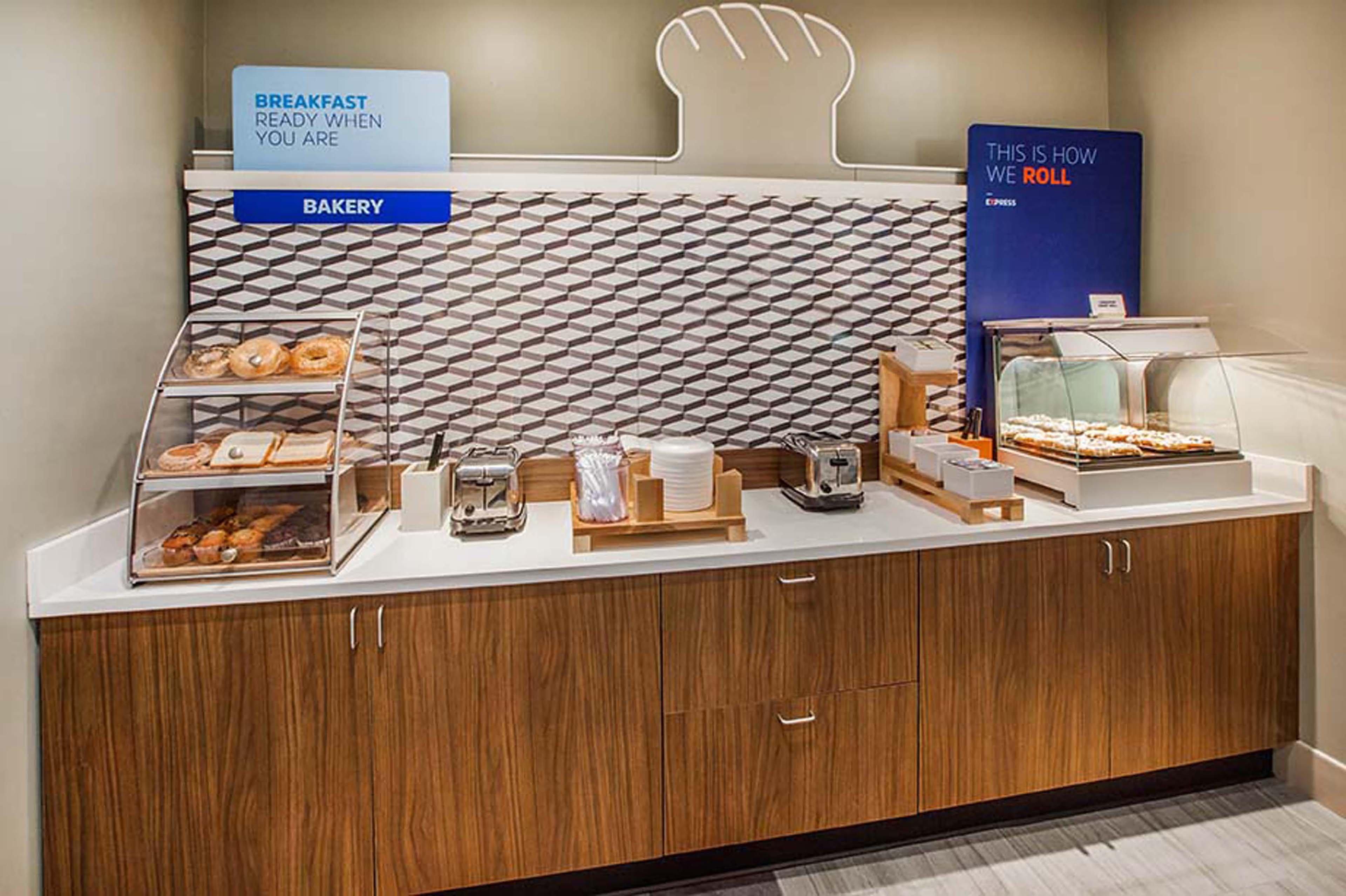 Holiday Inn Express Hotel & Suites Fort Atkinson By Ihg Esterno foto