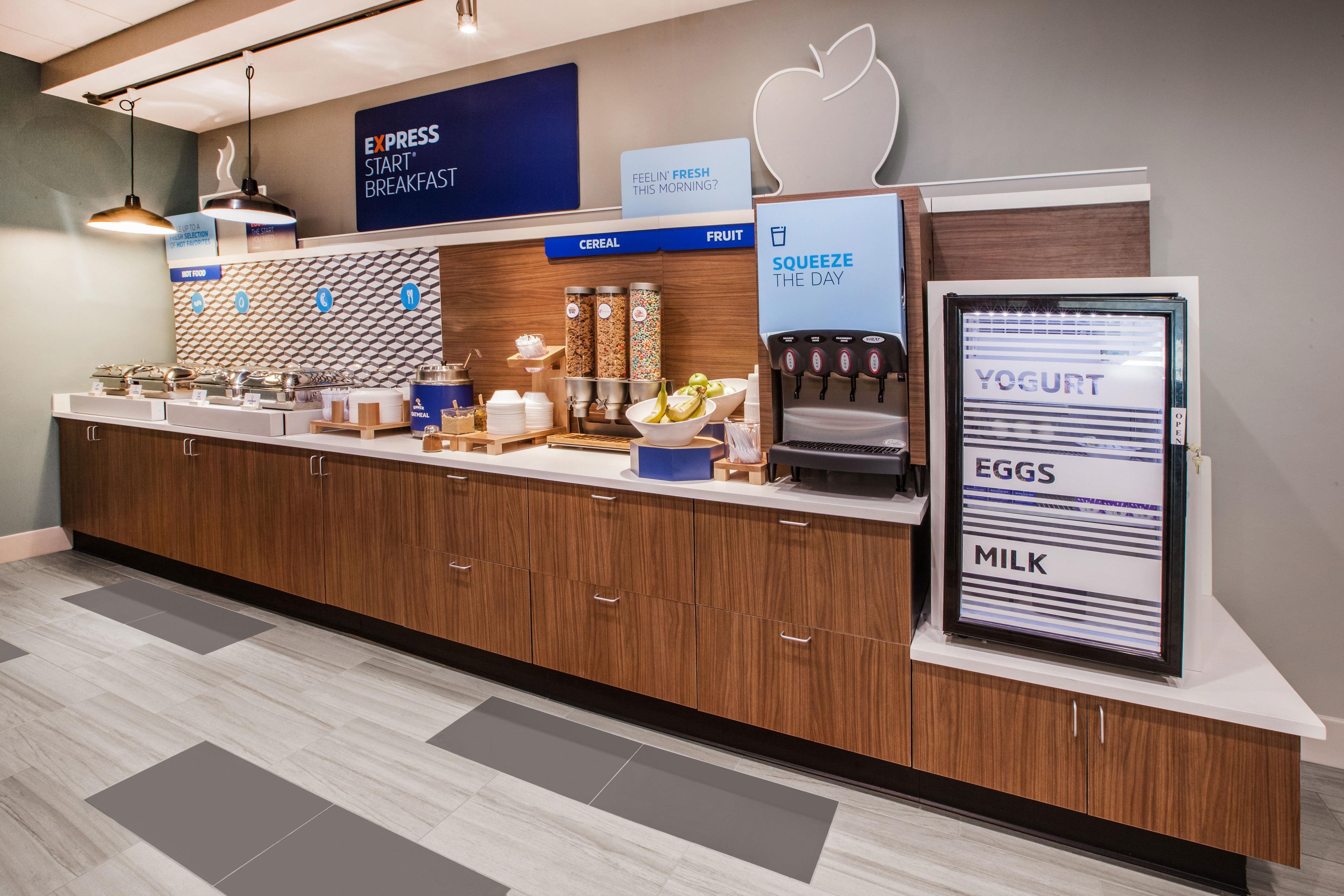 Holiday Inn Express Hotel & Suites Fort Atkinson By Ihg Esterno foto