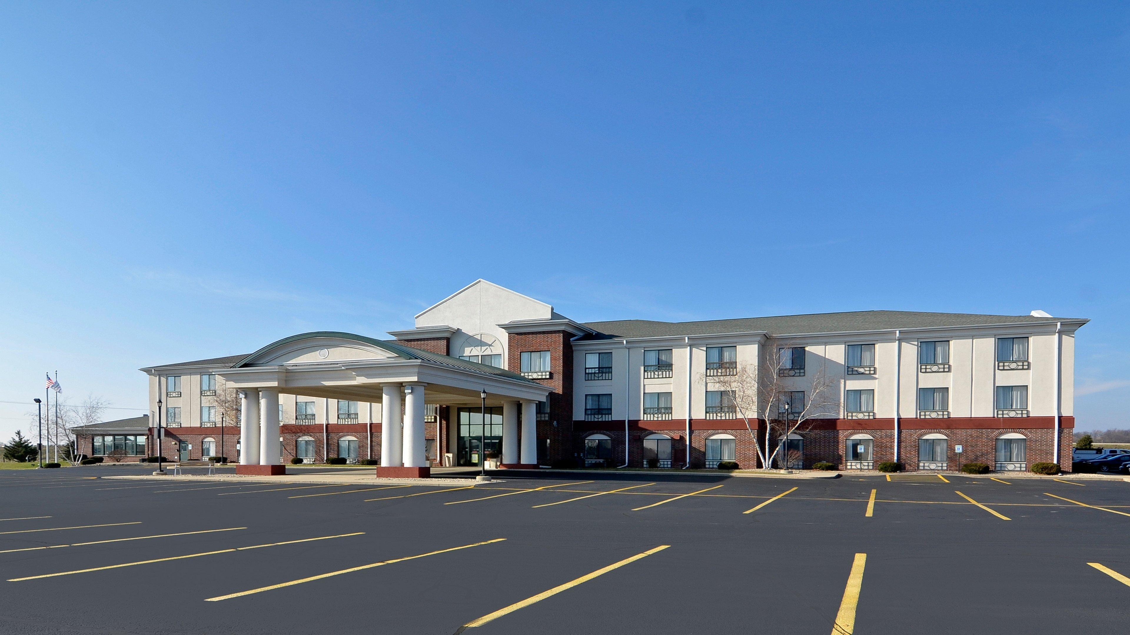 Holiday Inn Express Hotel & Suites Fort Atkinson, An Ihg Hotel Esterno foto